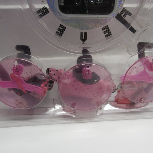 Barbie Fashion Fever Clock - Picture 12 of 16